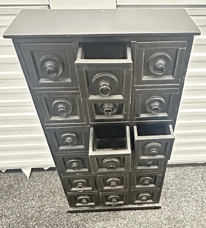 "Gabinete de piezas de almacenamiento de herrajes de boticario de madera negra con 18 cajones 44"" de alto x 21,5"" de ancho" Foto 4 de 4