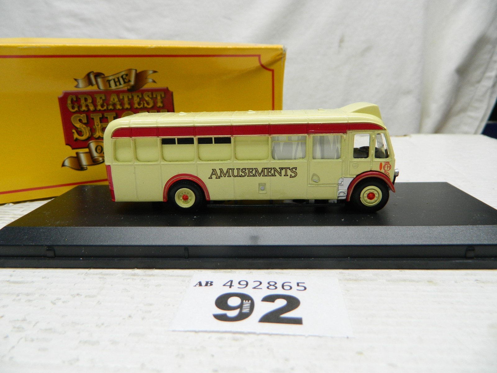 Atlas 1:76 Bristol L Coach Hardimans Amusements Box 4 654 130 thumbnail 4