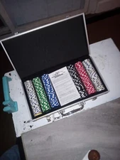  Poker Chip Set Gambling Texas Hold-em  Briefcase Game