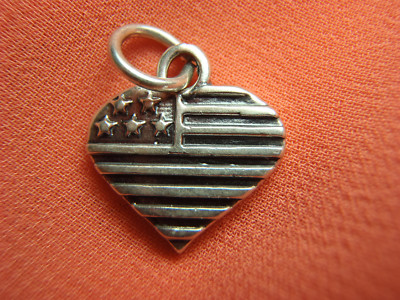 Estate Heart Flag USA United States Of America Silver Charm 2.3 GRAMS Lot 1 