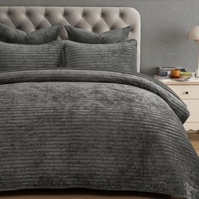 PHF Twin Velvet Quilt Set 2PCS Ultra Soft Quilted Comforter Bedding Set
