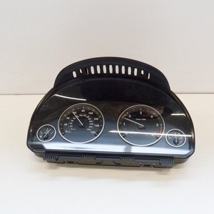 BMW 5 F10 3.0d 190 kW Kombiinstrument Tachometer MPH / KMH 9291416 2339305