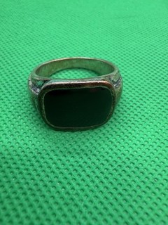 Eleganter Herrenring – Größe 21 mm Ø – (Schwarzer Stein) – Markenlos