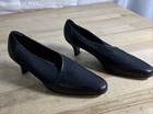 Vintage 90s Prevata Black Leather Fabric Kitten Heel Pumps Size 8C — photo 3