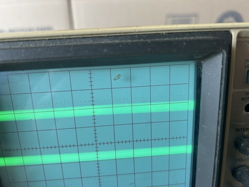 Hitachi Oscilloscope V-422 40MHz 2 Channel Portable Device  - Picture 4 of 9