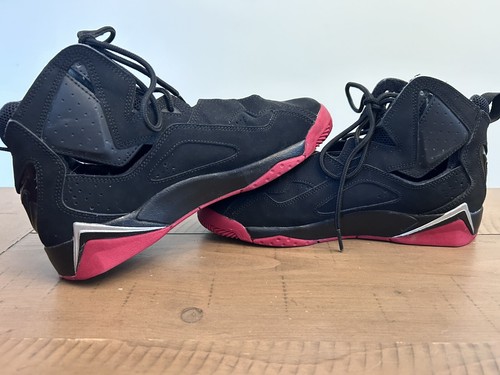 Jordan Nike Youth True Flight Black & Red Basketball Shoes - Size 6Y - Picture 7 of 10