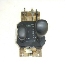 Jeep Grand Cherokee Wj 99-02 Quadra-trac Automatic Floor Shifter Shift Assembly