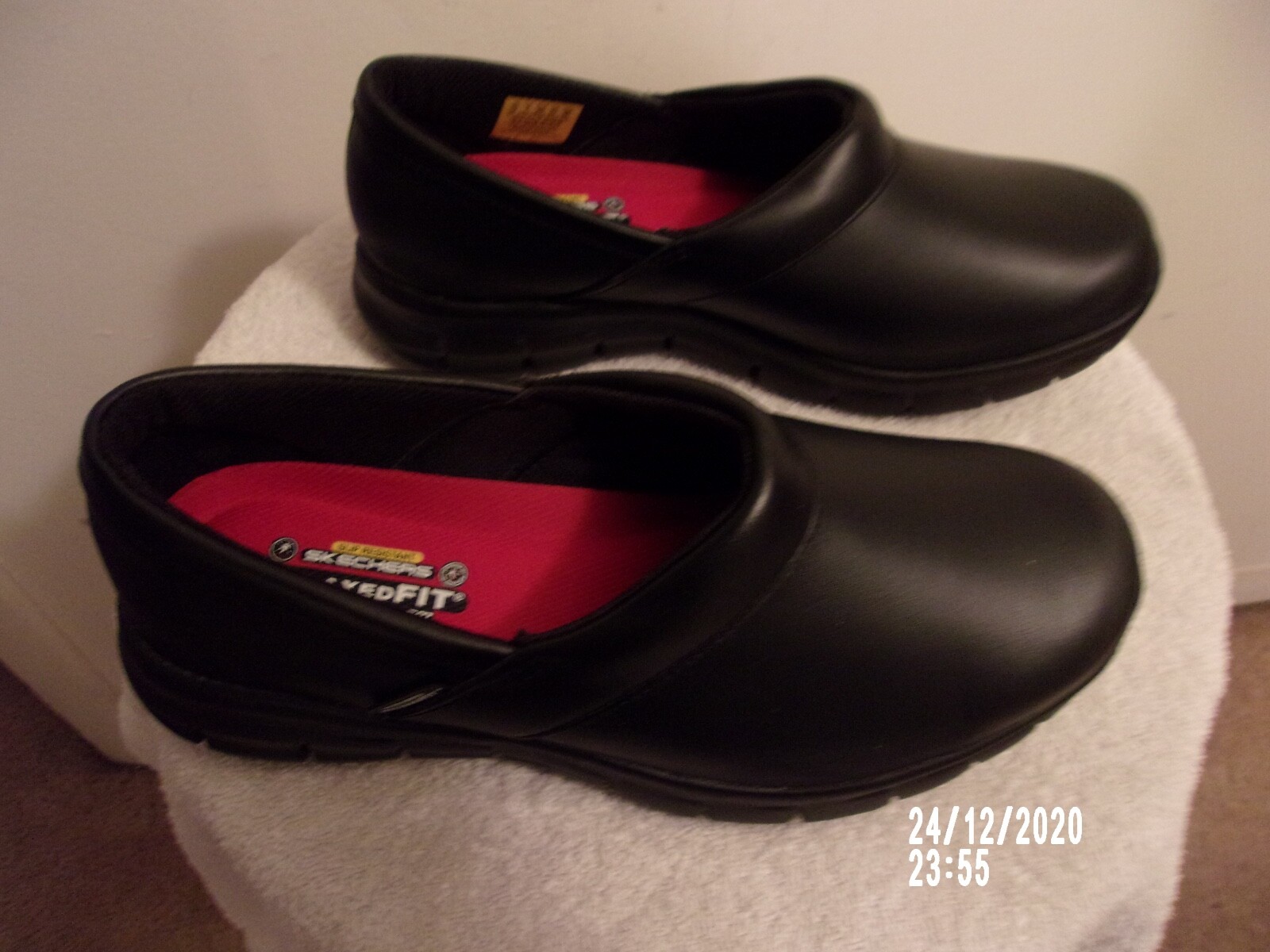 skechers for work women's relaxed fit slip resistant work shoe