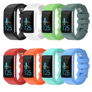 ポラールA360 Polar A360 Fitness Tracker + Heart Rate (Large) Charcoal Black