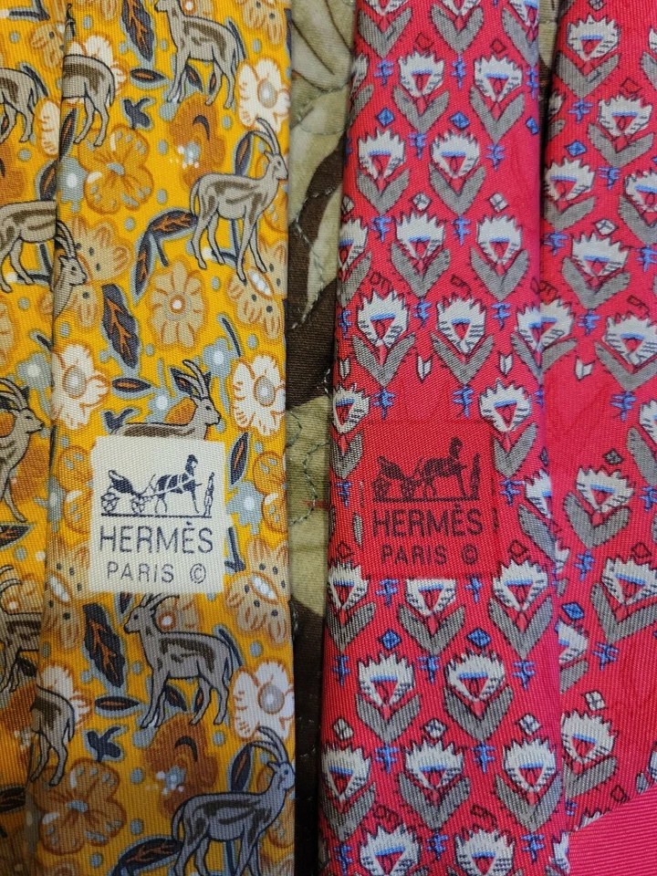 2 lindas gravatas Hermes feitas na França de seda raras costuradas à mão animais e plantas - Imagem 4 de 4