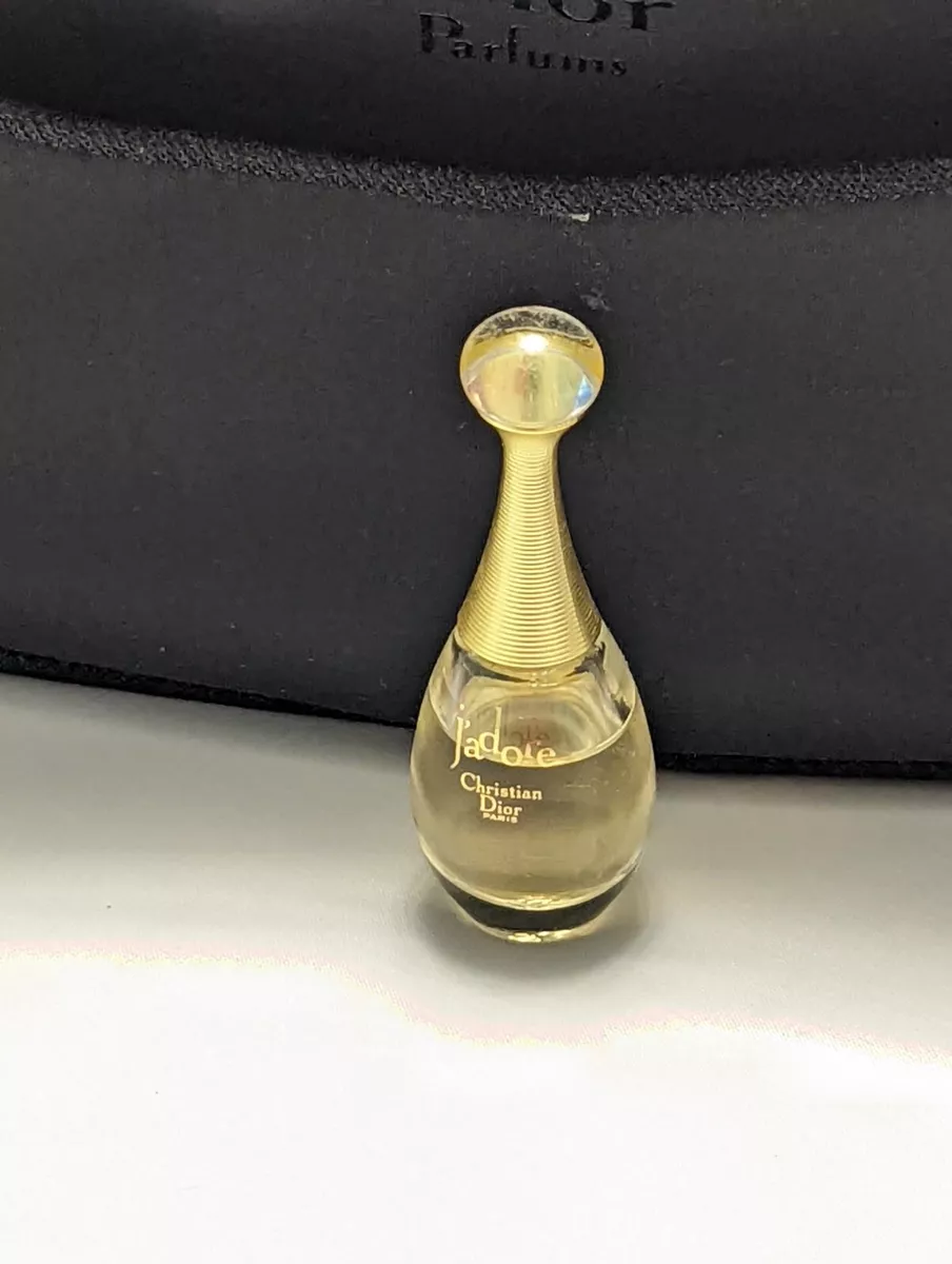 DIOR Miss Dior Eau de Parfum Spray 50oz Macys #44 DIOR Miss Dior Eau de Parfum Spray 50oz Macys
