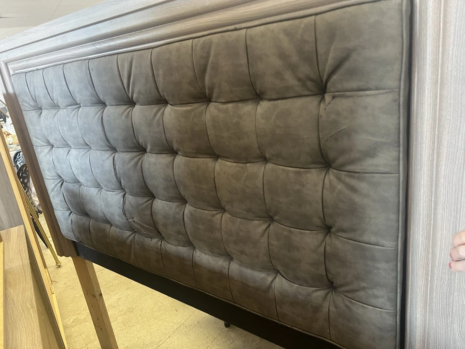 Bedroom Set/ Queen Size Headboard/ Cream  Color - Image 4 of 4