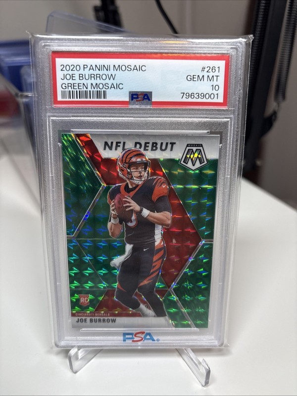 Joe Burrow 2020 Panini Mosaic #261 NFL Debut Green Mosaic Prizm (RC) PSA 10
