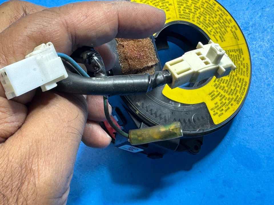 1995-1996 MITSUBISHI GALANT STEERING  WHEEL  CLOCK SPRING OEM - Image 3 of 4