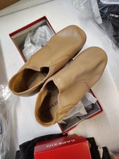 NEW Capezio Jazz Shoes Girls Size 1 W Caramel Glove Slip-on, Child, NIB