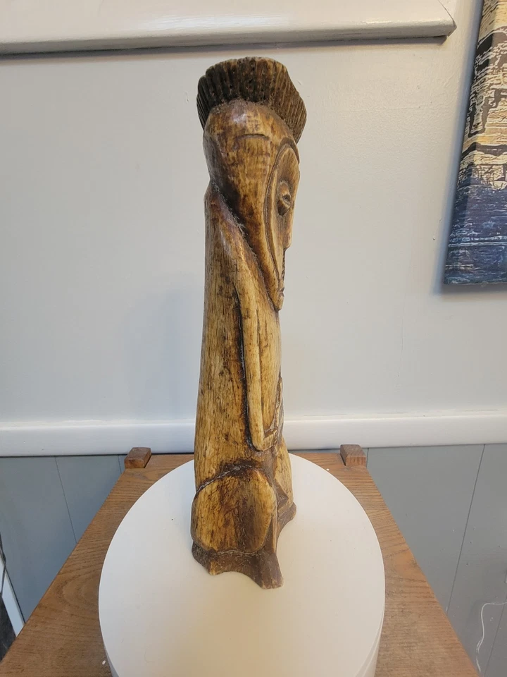 Antigua figura de hueso tallado del Congo africano de 11" de alto Foto 4 de 4
