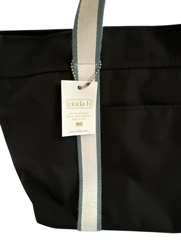 Bolso de Mano Cinda B Capri Negro Humo Agua Resistente a Manchas Correa para el Hombro Ajuste Nuevo con Etiquetas Foto 2 de 4