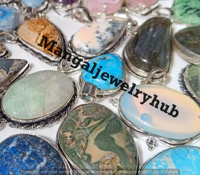 Lote de 50 piezas colgantes de amatista y mezcla de piedras preciosas de moda enchapados en plata 925 joyas a granel Foto 2 de 4