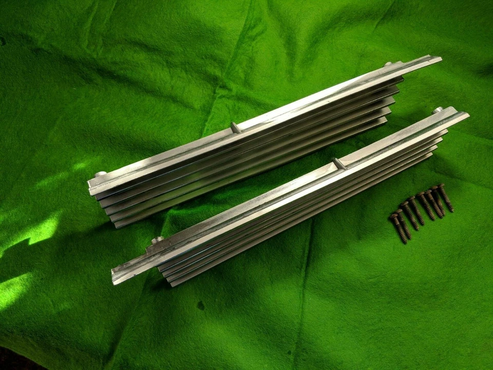 Buick Riviera 1966 1967 cubierta de faros parrilla Foto 4 de 4