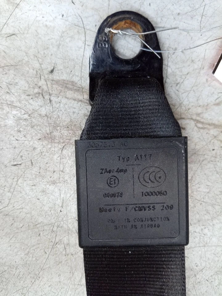 Used Front Left Seat Belt Front fits: 2010 Audi S5 Conv bucket seat driver retra Foto 2 de 4