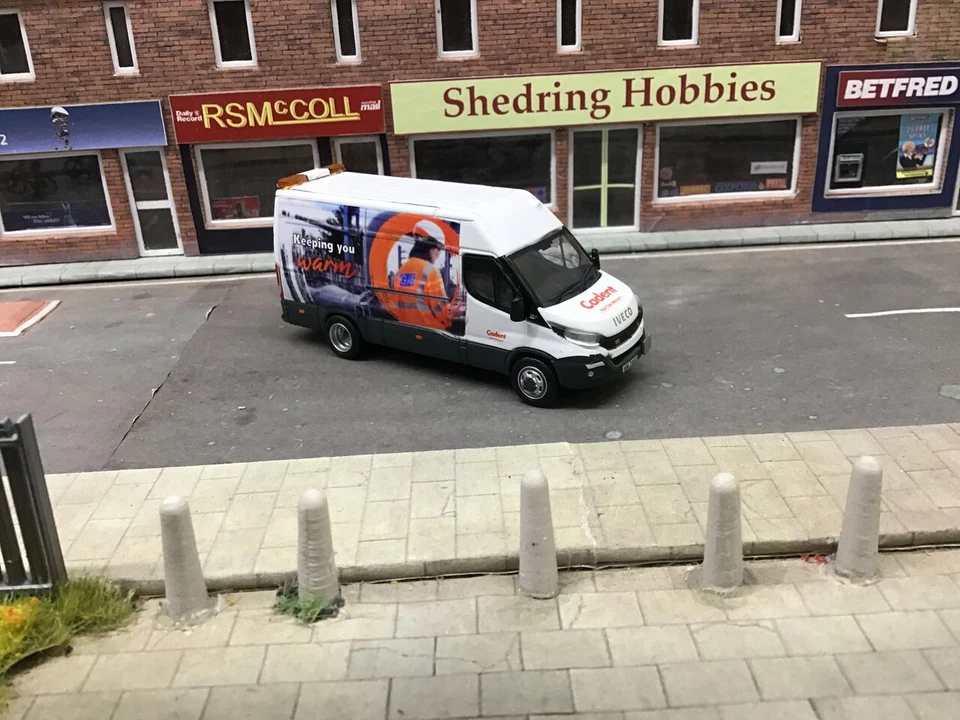 1-76 Code3 Iveco Van Cadent Gas "Keeping You Warm" - Image 2 of 3