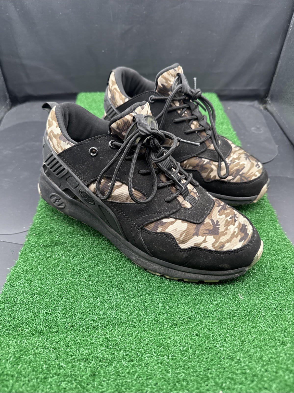 Heelys Force Skate Youth Size 7 Green Black  Sneaker Shoes