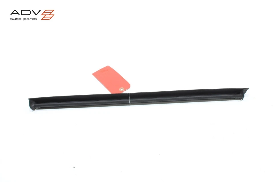 VOLVO XC60 2018-2025 PUERTA TRASERA IZQUIERDA VENTANA CINTURÓN INTERIOR RESISTENTE SELLO OEM Foto 2 de 4