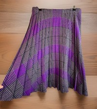 Vtg Wool Blend Pleated Skirt Purple Plaid M/L Midi A-Line Full Sweep Academia
