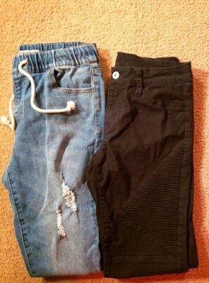Lot Of 2 Womens jeggings 