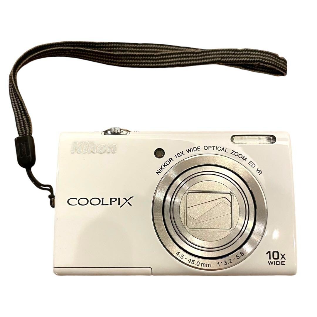 Nikon Coolpix S6200 White 16.0MP Compact Digital Camera used item
