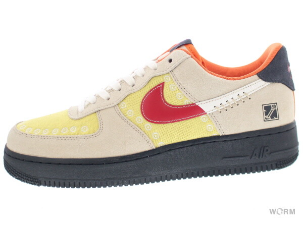 Size 9.5 - Nike Air Force 1 