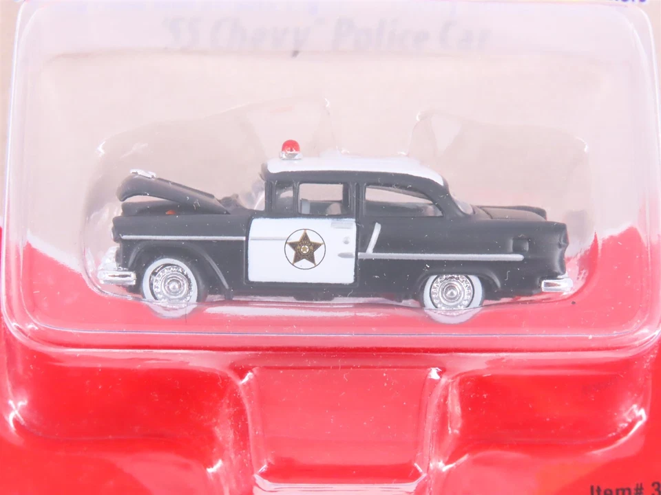 Coche de policía Chevy escala HO CMW mini metales #30153 '55 - negro/blanco Foto 2 de 4