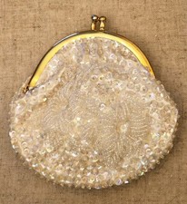 White Beaded Sequin Coin Purse Kiss Lock Closure Hong Kong Tag 4.5" Tall