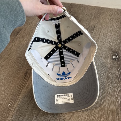 NWT Women's Adidas Originals Relaxed StrapBack Trefoil Athletic Hat Khaki - Picture 6 of 8