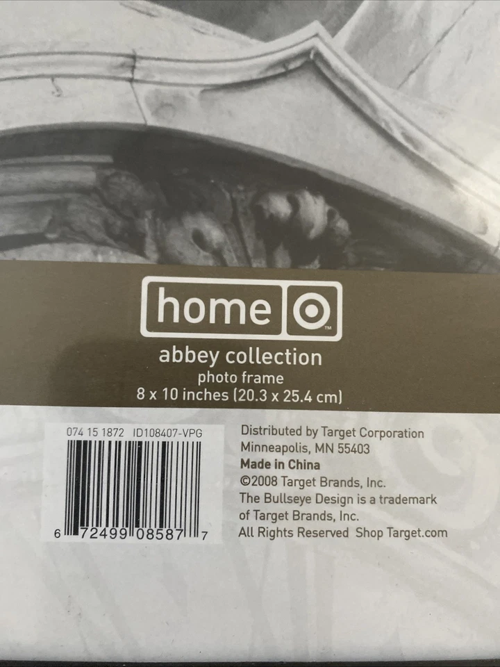 Marco de fotos Target Home Abbey Collection 8x10 hoja de metal rollo marco de madera  Foto 4 de 4