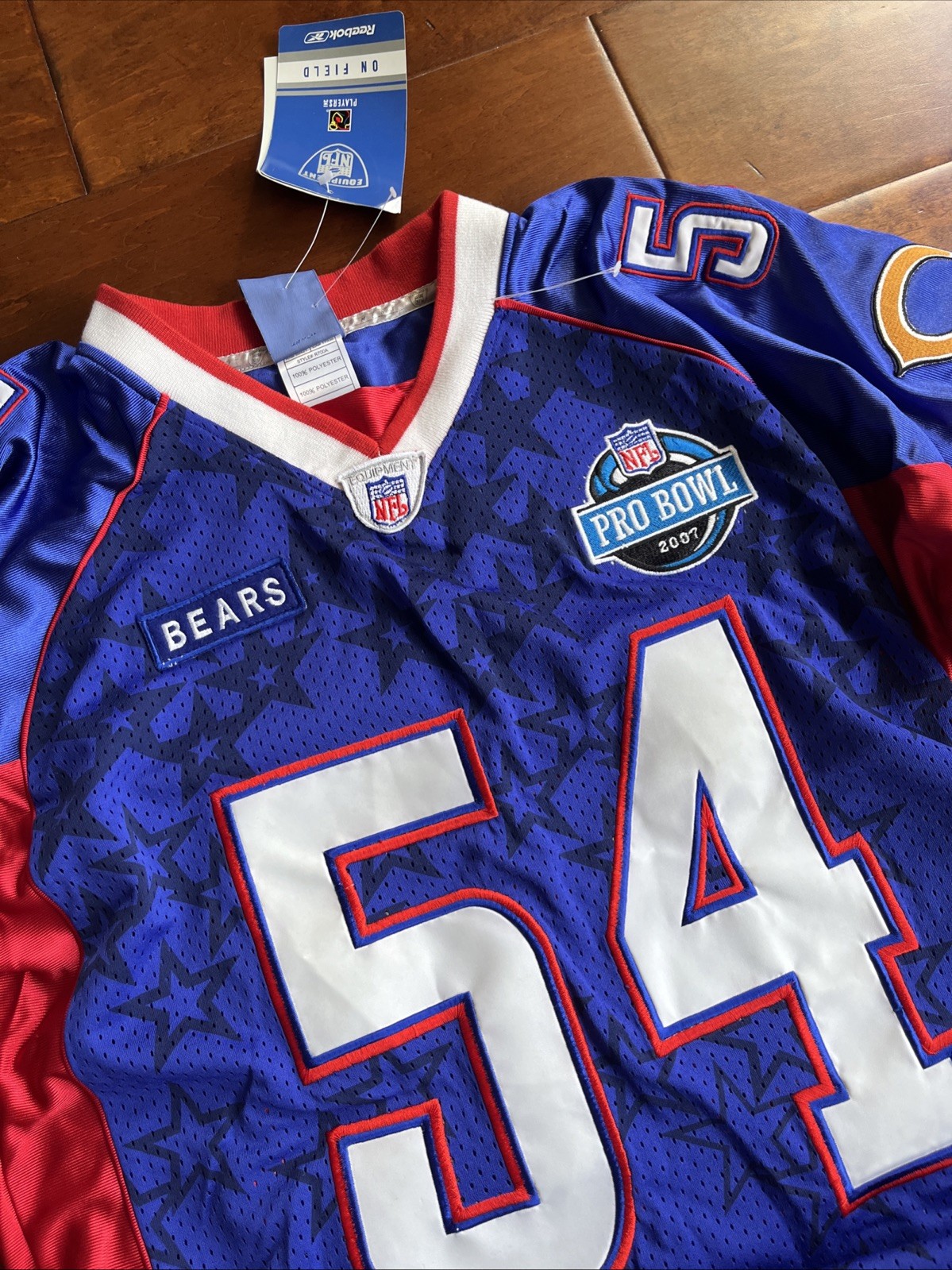 Reebok NWT Urlacher Chicago Bears NFL Pro Bowl L 2007 Jersey Blue Red White 48 thumbnail 2