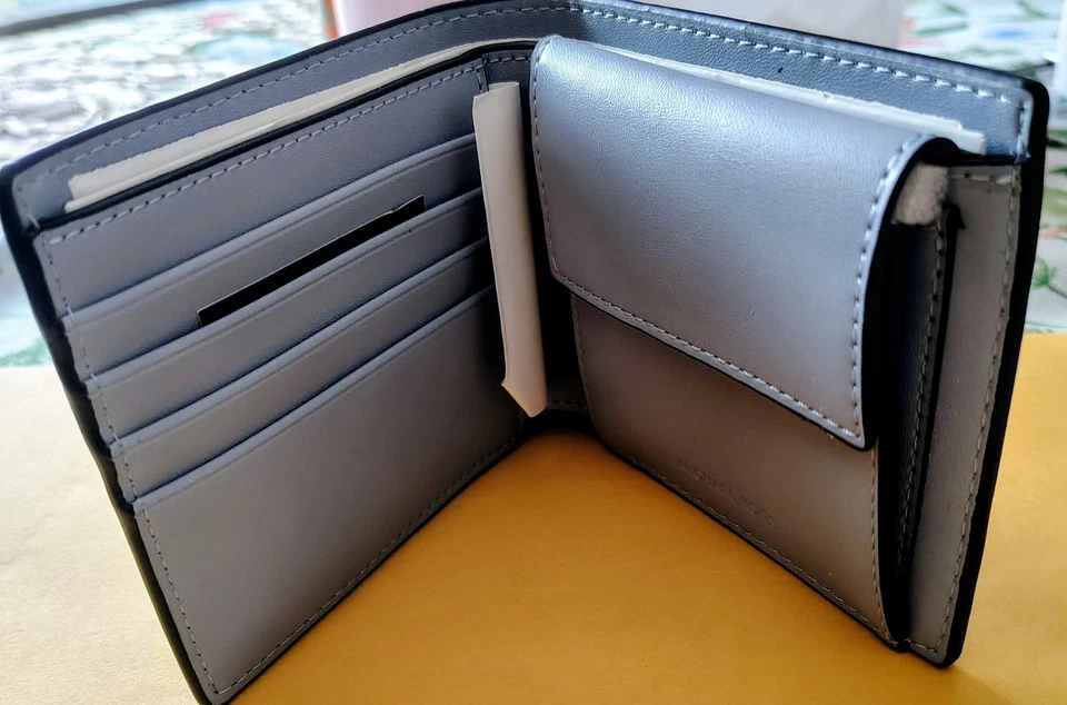 Бумажник Michael Kors Cooper темно-синий с логотипом бумажник светлая небесная кожа новый с Ярлыками $138 - Изображение 3 из 4