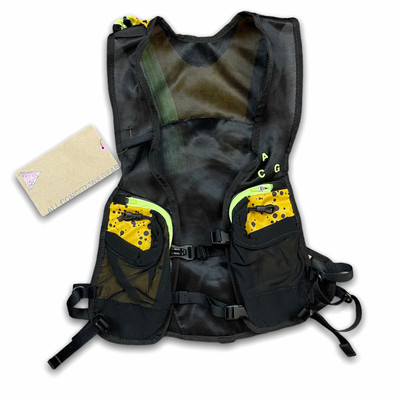 acg hydration vest