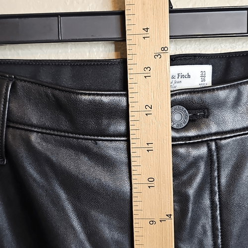 Abercrombie & Fitch Curve Love 90s Relaxed Ultra High Rise Leather Black Pant 16 - Picture 7 of 10
