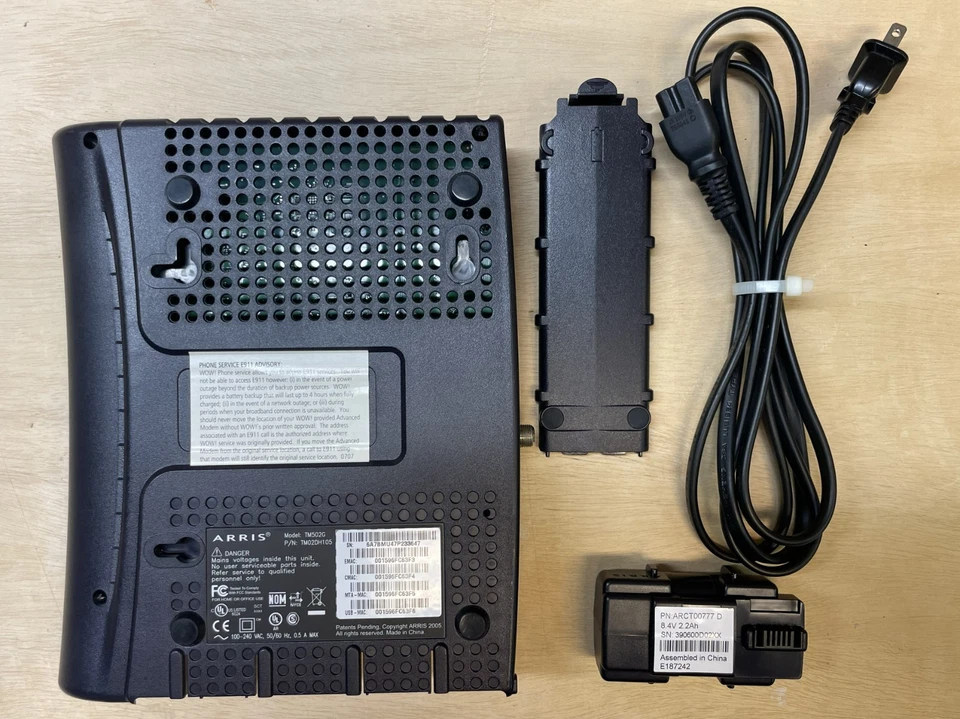 🌐Arris TM502G Touchtone Telephony Modem TM502G w/ Power Adapter TM02DH105🌐 - Image 2 of 4