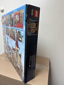 LEGO Creator Expert 10232 Palace Cinema, New Open Box
