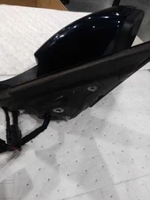 Used Right Door Mirror fits: 2018 Volkswagen Atlas power manual folding w/o memo