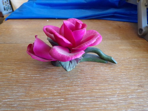Choice SINGLE Royal Albert Old Country Roses Royal Doulton or Ganz Rose Bud/Rose - Picture 54 of 67