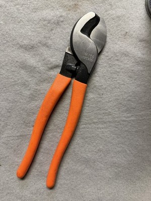 Matco Tools PBC911B 9'' Battery Cable Cutter Pliers Electrical Wire Cutters Orang