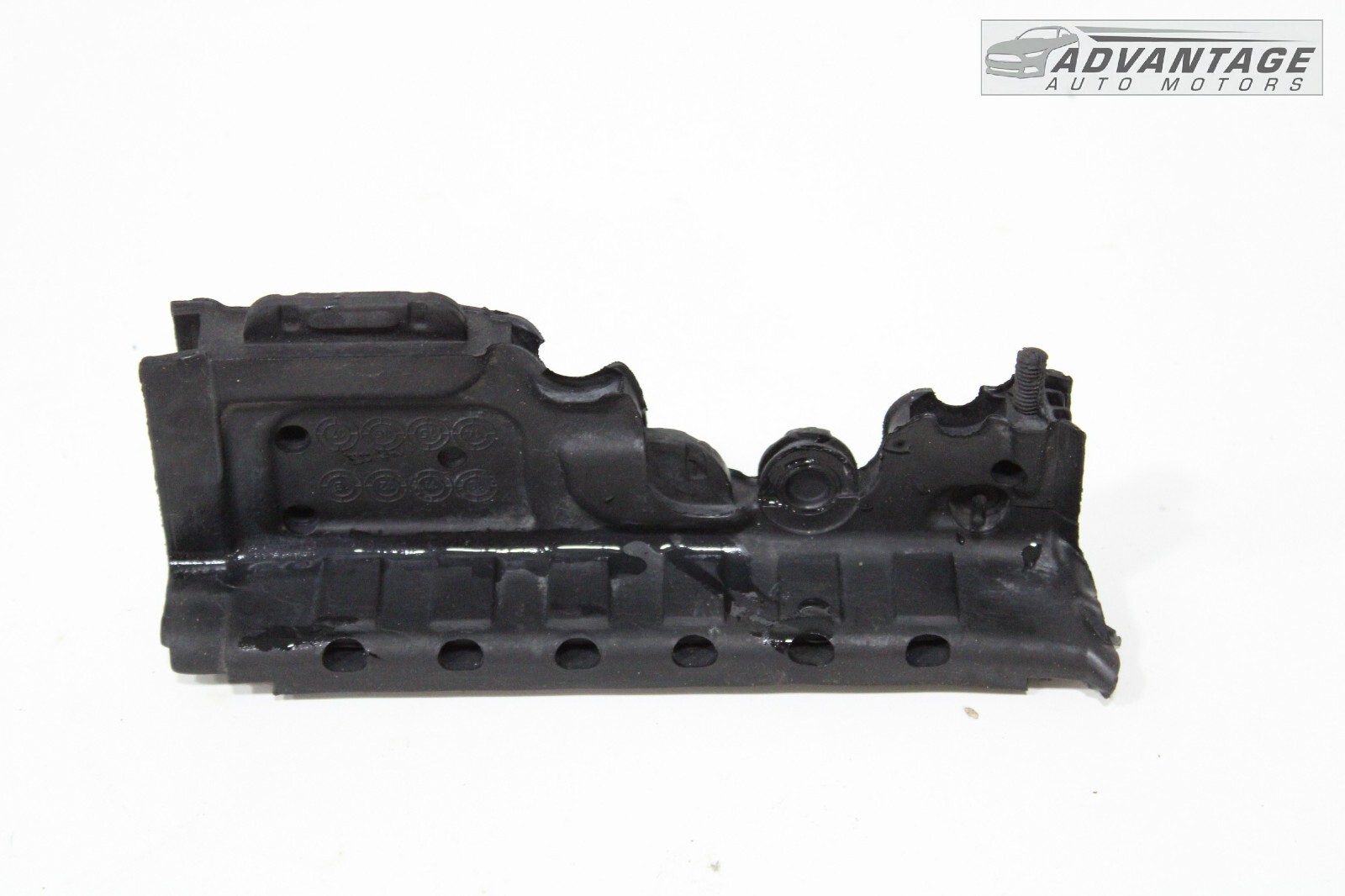 2011-2016 BMW 535I F10 3.0L RIGHT SIDE UPPER ENGINE GROMMET BOTTOM BAY OEM