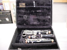 Vintage Vito Clarinet U.S.A. w/ hard case Noblet mouth piece