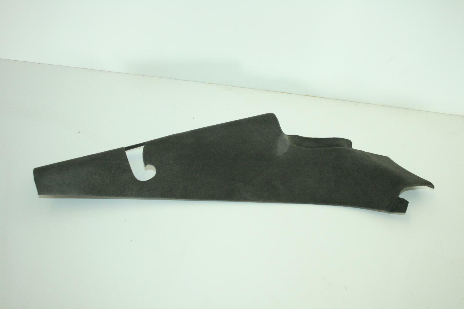 09 Aston Martin Vantage V8 RH Passenger Side C Pillar Trim Black 8G33-68290-AB