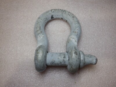 WLL 3-1/4T SHACKLE WITH SCREW PIN 5/8''