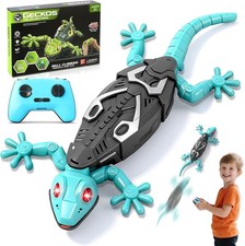 Wall Crawler Gecko, Wall Climbing Gecko Toy with LED Eyes - 360°Rotation RC Robo