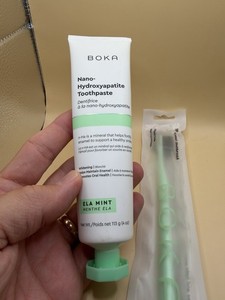 Boka SQ2416620 Ela Mint Toothpaste - 4oz And Toothbrush